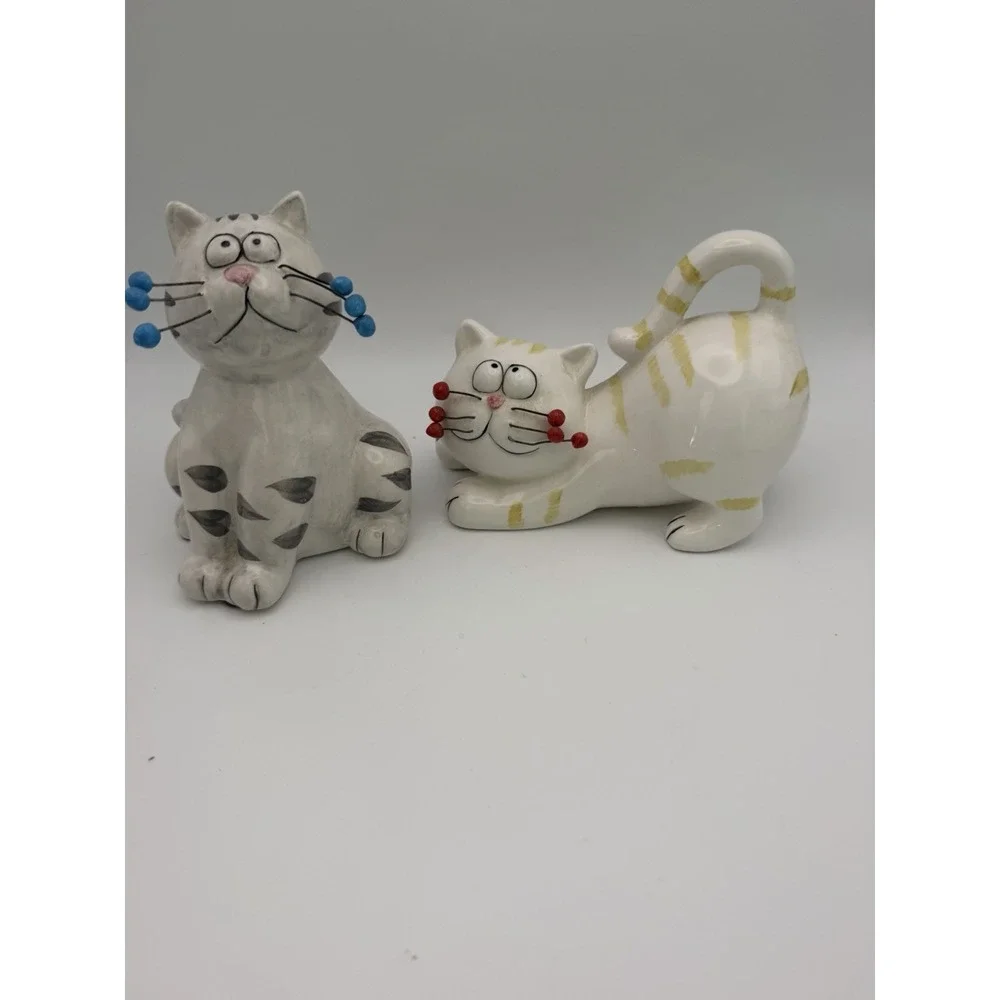 Nanucket Whimsical Ceramic Cat Figurines Pair Gray & Cream Beaded Whiskers 6